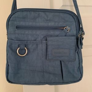 Multi Sak Crossbody Bag